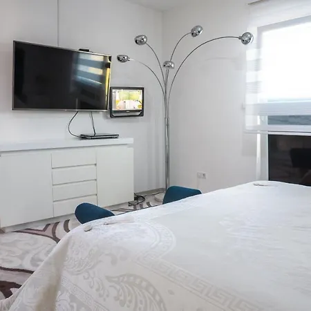 Willa De Luxe Bihać